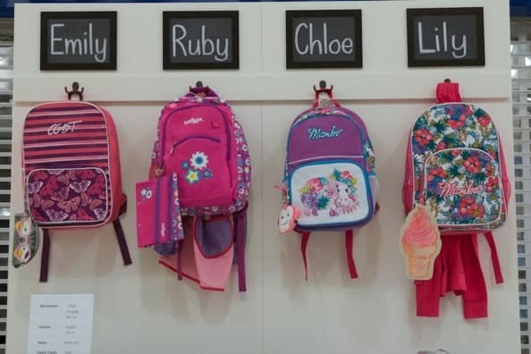 allestire-una-vetrina-rientro-a-scuola-foto-Westfield-Whitford-City