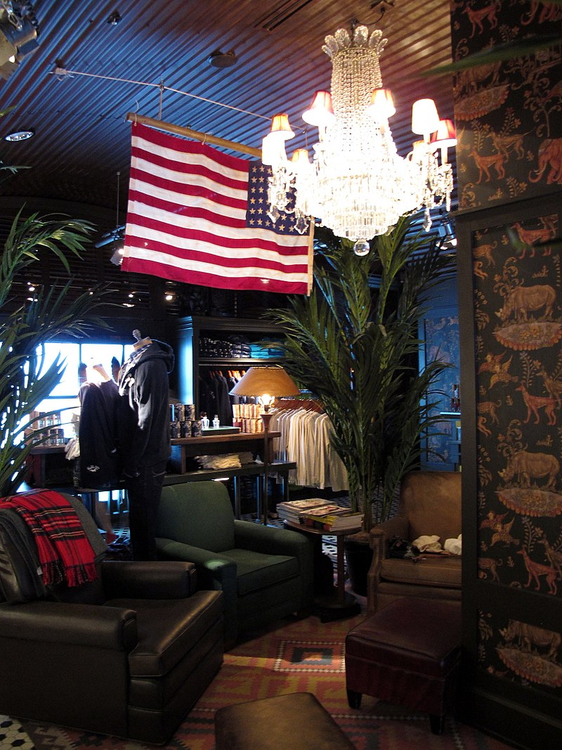 come aprire un negozio ispirazione Hollister